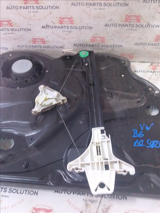 Macara geam usa dreapta spate VOLKSWAGEN PASSAT B6