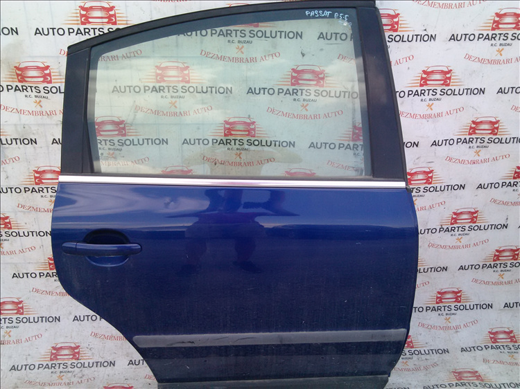 Macara geam usa dreapta spate VOLKSWAGEN PASSAT B5.5 an fabr 2002