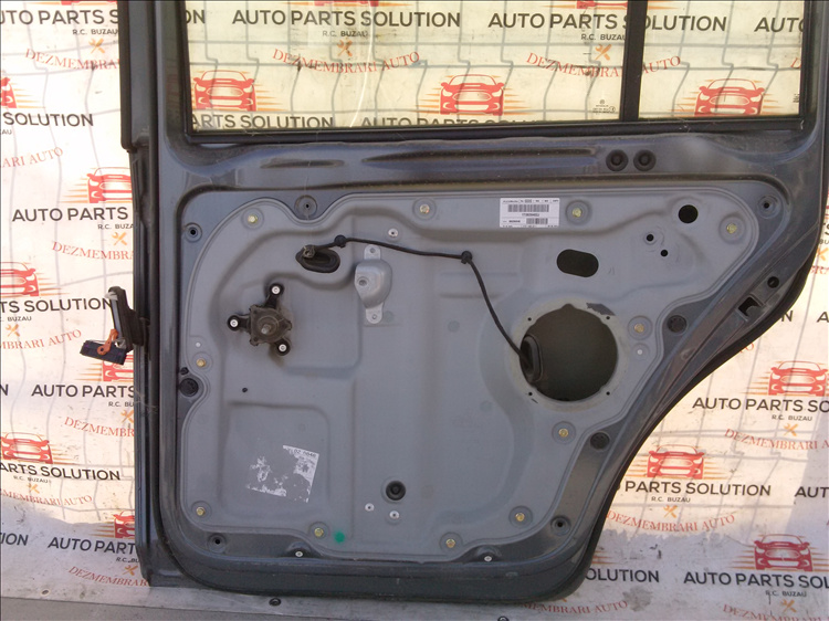Macara geam usa dreapta spate VOLKSWAGEN TOURAN an fabr.2006
