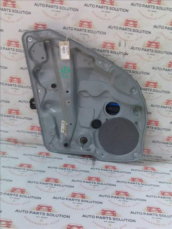 Macara geam usa dreapta spate VW GOLF 4