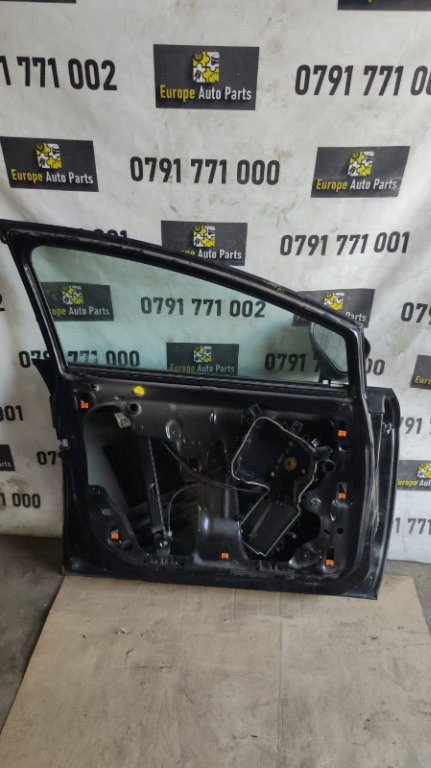 Macara geam usa fata stanga Seat Leon 1.2 TSI cod motor CBZ 105 cp / 77 KW transmisie manuala an 201...