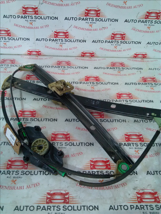 Macara geam usa stanga fata AUDI A4 B8