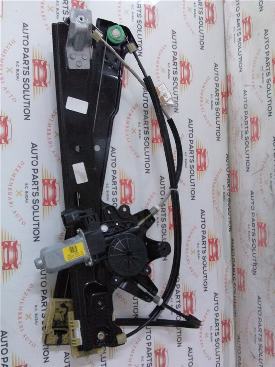 Macara geam usa stanga fata FORD C MAX an fabr. 2014