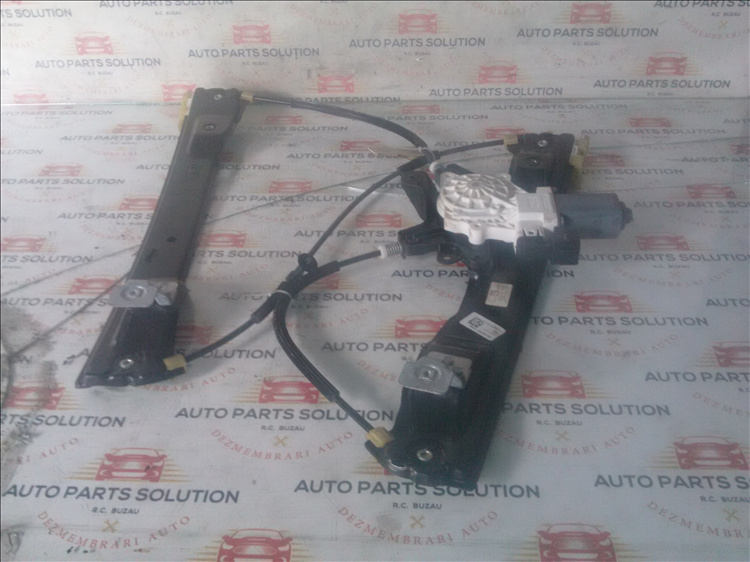 Macara geam usa stanga fata FORD FOCUS 3