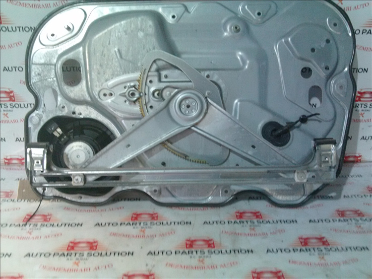 Macara geam usa stanga fata FORD KUGA an fabr. 2010