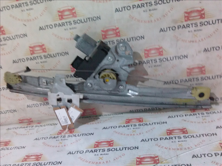 Macara geam usa stanga fata PEUGEOT 308 an fabr. 2008