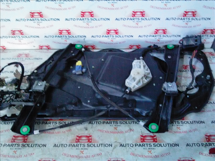 Macara geam usa stanga fata VOLKSWAGEN PASSAT B6