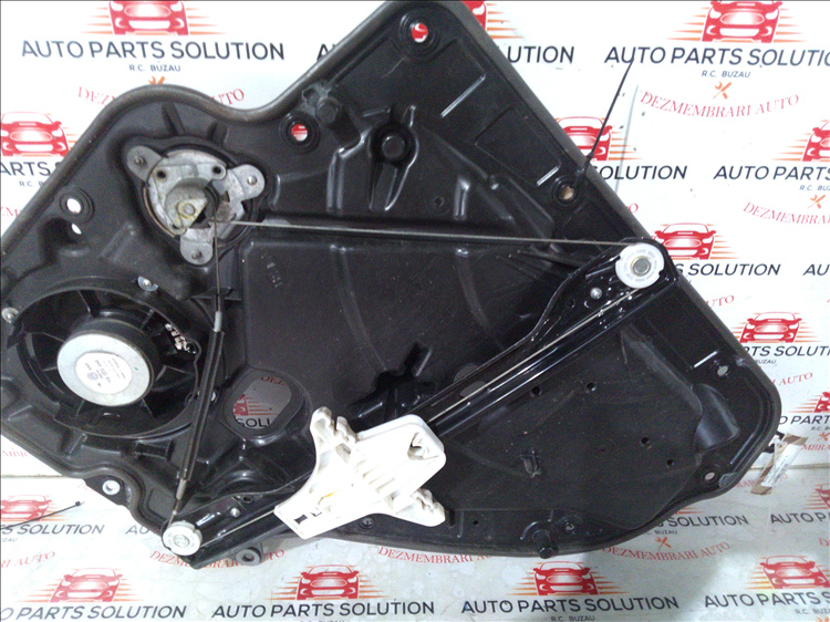 Macara geam usa stanga spate VOLKSWAGEN GOLF 6
