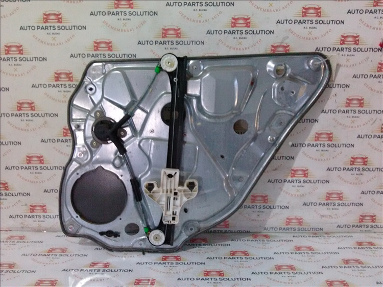 Macara geam usa stanga spate VW POLO an fabr. 2004