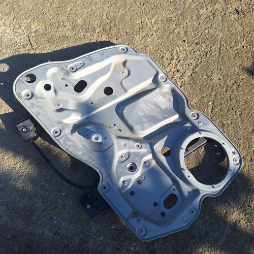Macara Geam Vw Caddy 3 2004-2015 Fata Stanga Electrica 1T0837756H, 117106G, K1837752Bc, 42286646, 11...