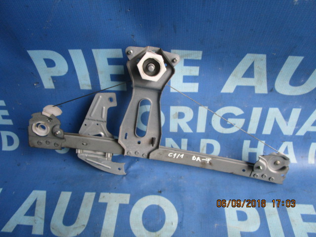 Macara manuala Citroen C1 ; 698200H010 // 698100H010