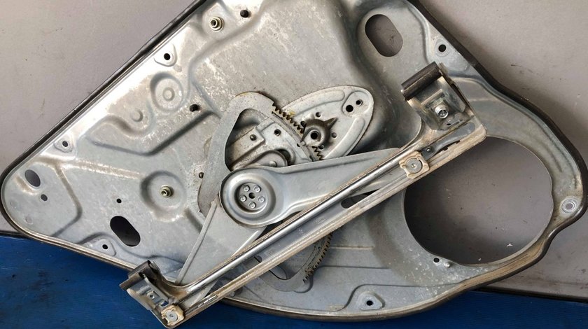 Macara manuala dreapta spate ford focus 2 4m51-a045h22