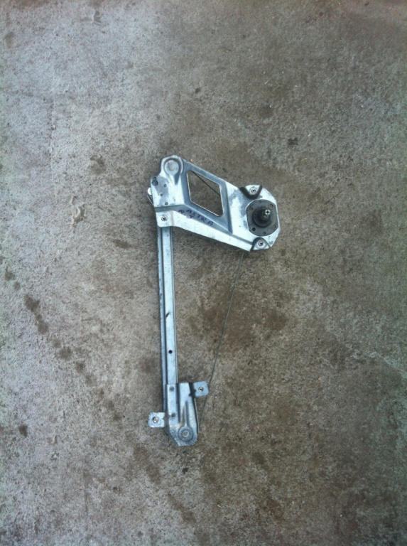 Macara manuala dreapta spate Opel Astra F [1991 - 1994] Hatchback 5-usi 1.6 MT (75 hp) (53_ 54_ 58_ 59_) 1.6i