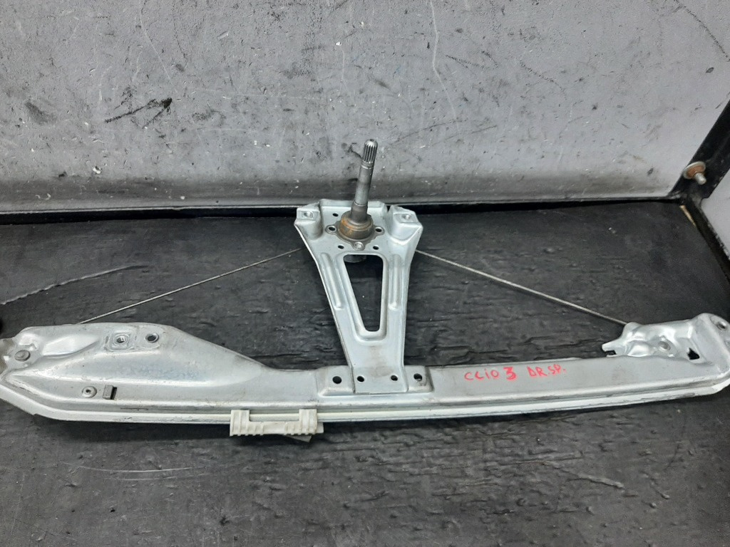 Macara manuala dreapta spate renault clio 3 br0 1 cr0 1 8200291155e 981281201