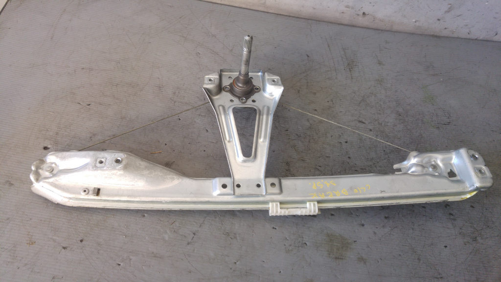 Macara manuala dreapta spate renault clio 3 break 8200291155b
