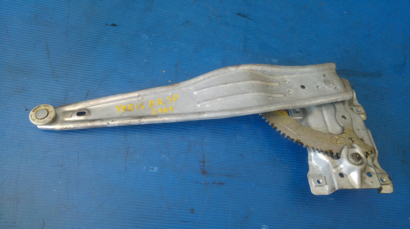 Macara manuala dreapta spate toyota yaris 2001