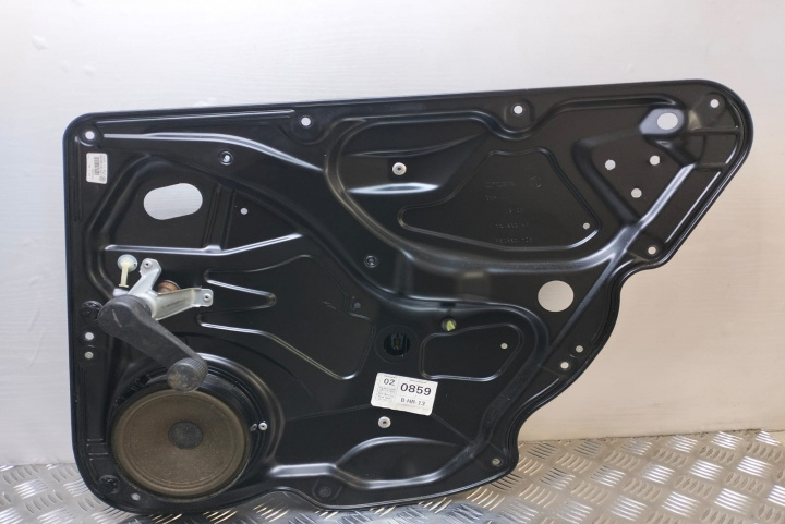 Macara manuala, geam dreapta spate (fara difuzor) 3C4839756J Volkswagen VW Passat B6 [2005 - 2010]