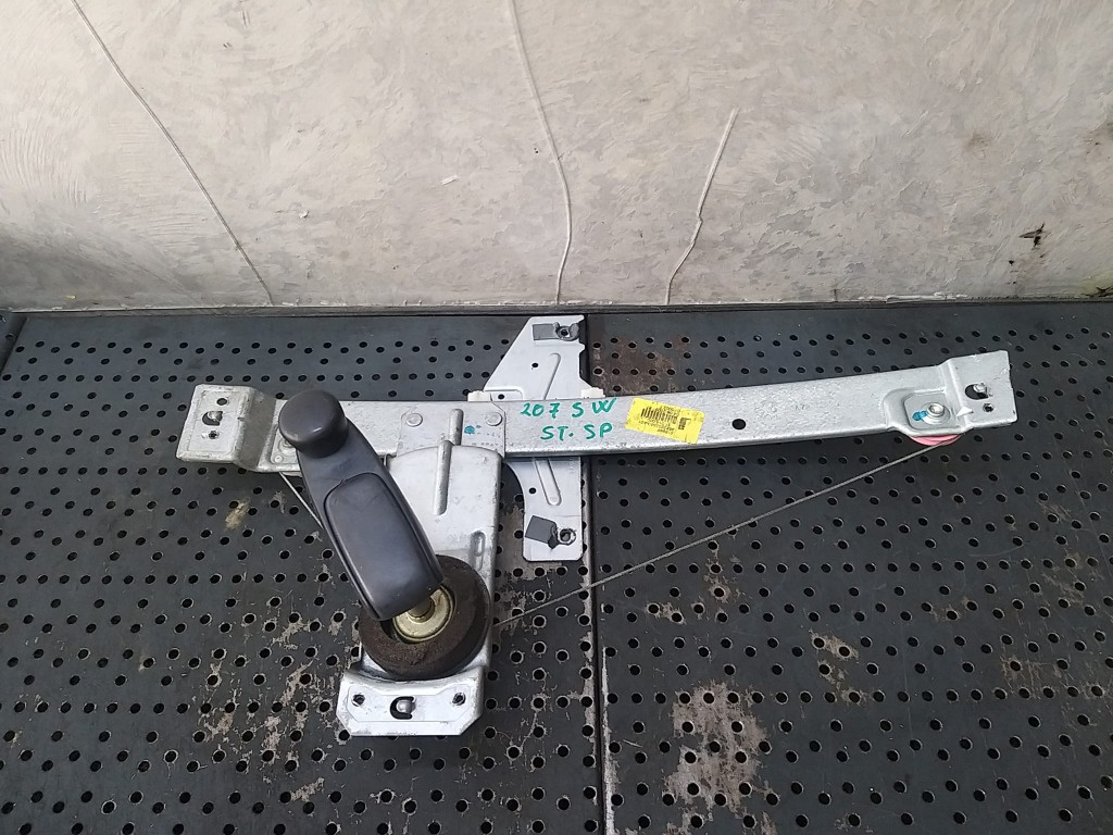 Macara manuala geam stanga spate peugeot 207 sw 9680203880a01
