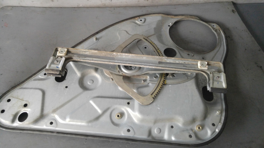 Macara manuala stanga spate ford c-max 3m51r24995ch