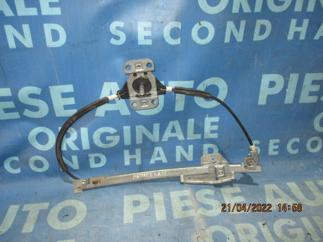 Macara manuala VW Passat B4 1994; 357839401 // 357839402 (spate)