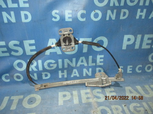 Macara manuala VW Passat B4 1994; 357839401 // 357839402 (spate)