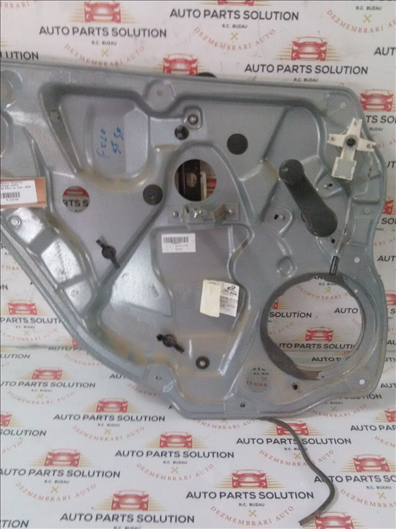Macara mecanica geam stanga spate VW POLO an fabr.2008