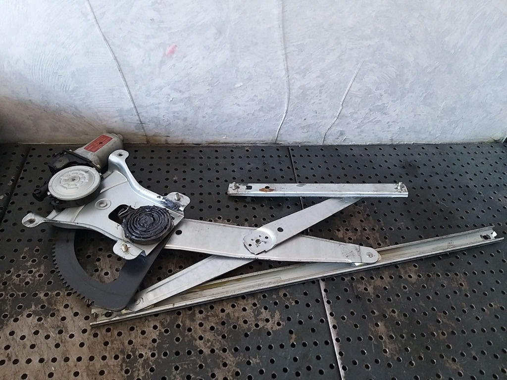 Macara motoras geam electric dreapta fata chevrolet kalos 96541738