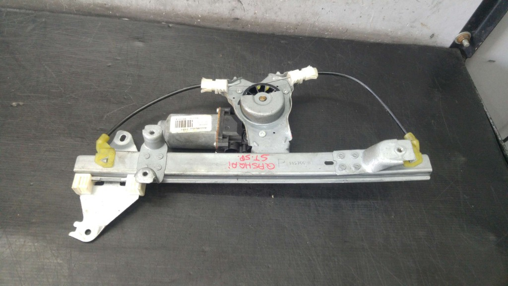 Macara motoras stanga spate nissan qashqai j10 402191a