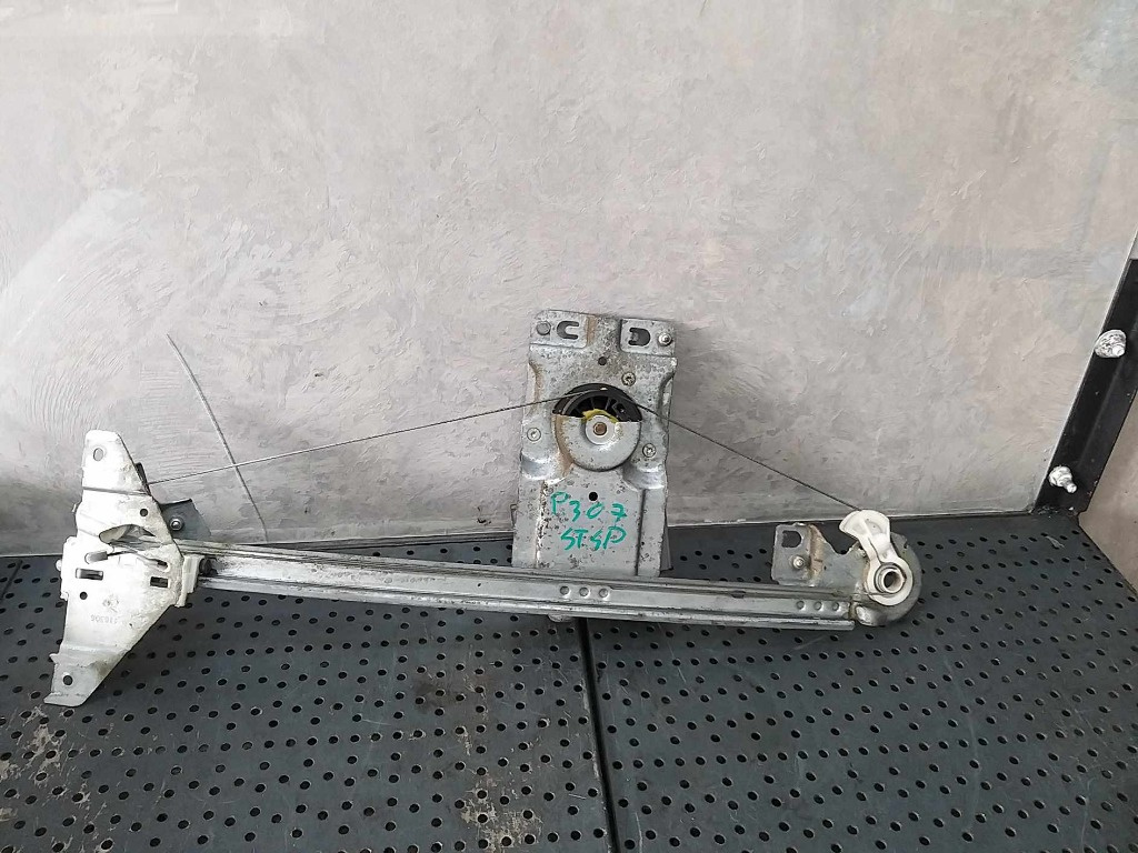 Macara motoras stanga spate peugeot 307 sw 963848