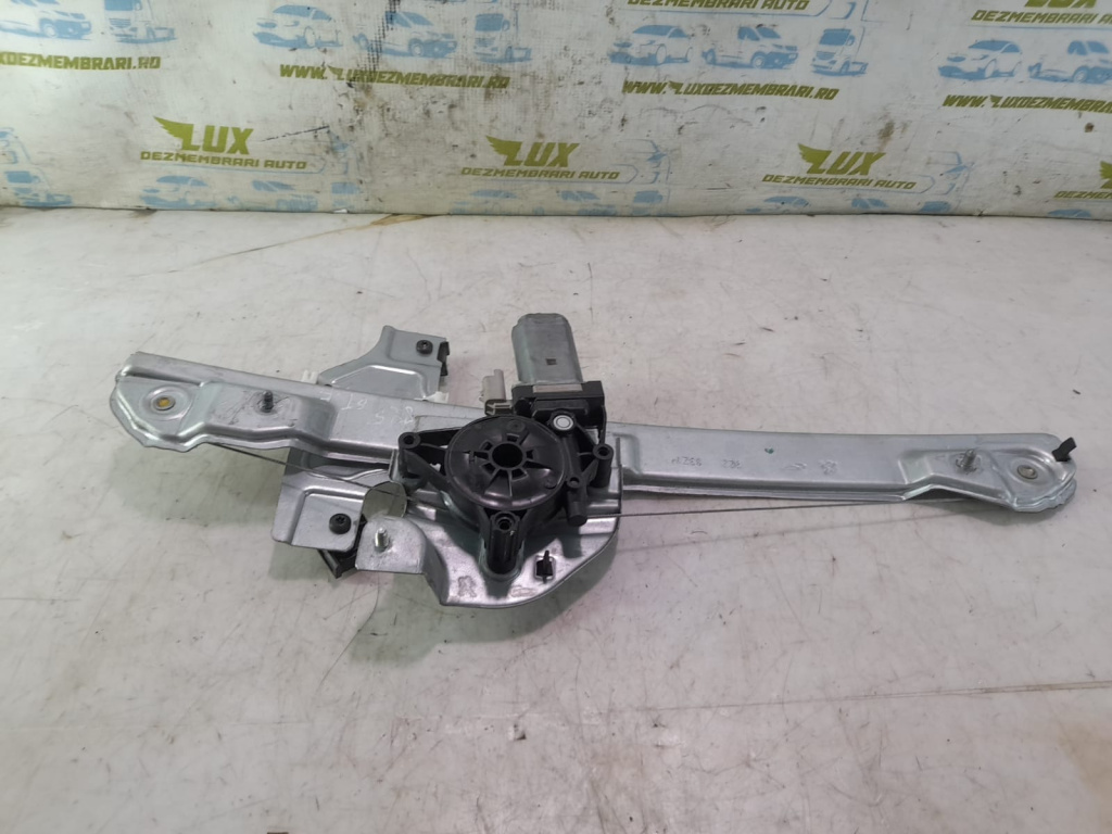 Macara stanga fata 9840154580 Citroen C3 3 [2016 - 2020] 1.2 benzina HM05