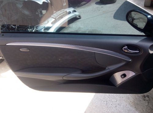 Macara stanga fata CLK W209
