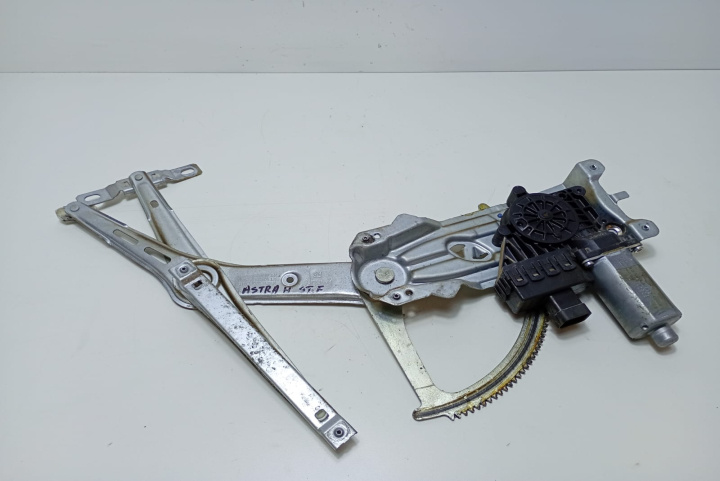 Macara stanga fata cu motoras 13100417LH Opel Astra H [2004 - 2007]