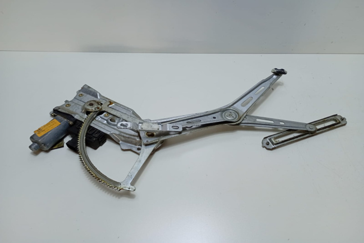 Macara stanga fata cu motoras 90579355 Opel Zafira A [1999 - 2003]