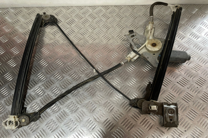 Macara stanga fata cu motoras B10479AI / 400264B Volkswagen VW Polo 3 6N [1994 - 2001]