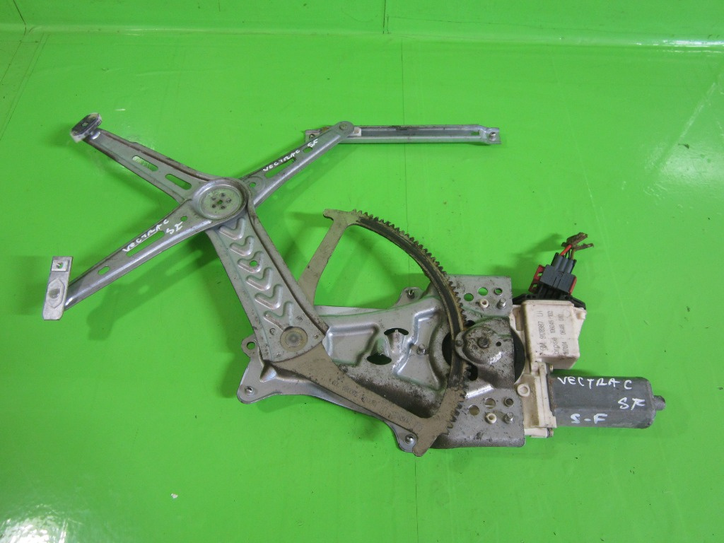MACARA STANGA FATA OPEL VECTRA C FAB. 2002 – 2009 ⭐⭐⭐⭐⭐