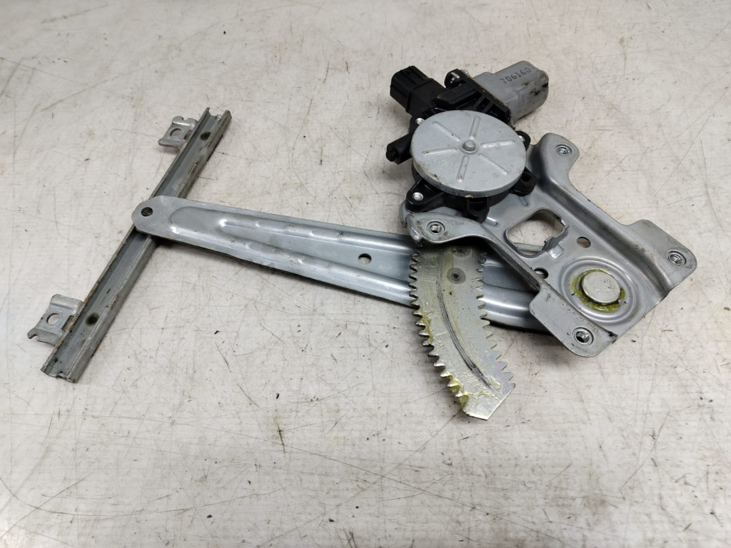 Macara stanga spate 5713a 036 Peugeot 4007 [2007 - 2012] Crossover 2.2 hdi