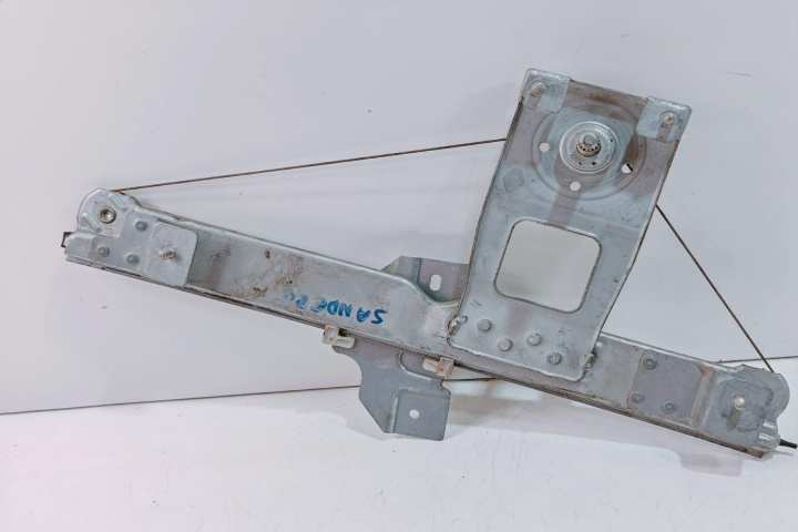 Macara Stanga Spate 8200733831 Dacia Duster [2010 - 2013]