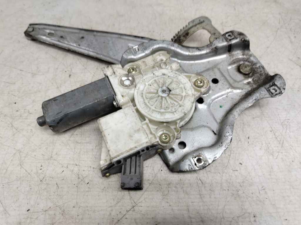 Macara stanga spate 992046-100 Toyota Avensis 2 T25 [2002 - 2006]