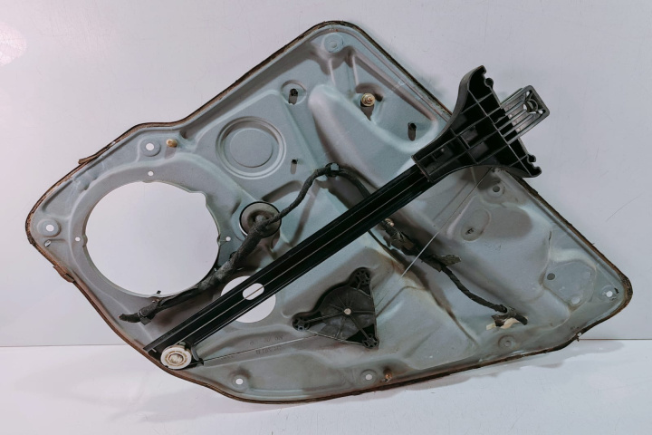 Macara stanga spate cu motoras 1J4959811C / 1J5839729G Volkswagen VW Bora [1998 - 2005]