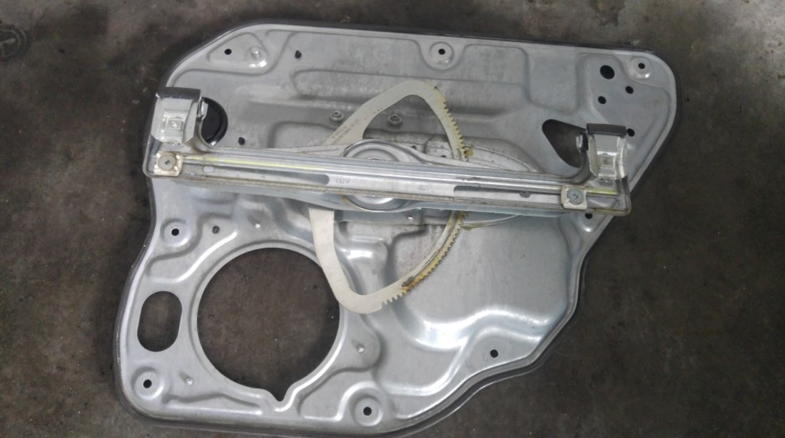 Macara stanga spate volvo s40 v50 992673-101