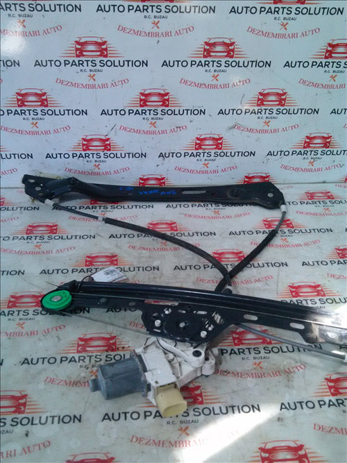 Macara usa dreapta fata BMW SERIA 1 an fabr.2009