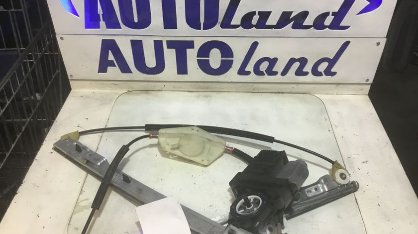 Macara Usa Dreapta Fata Citroen C4 Grand Picasso UA 2006