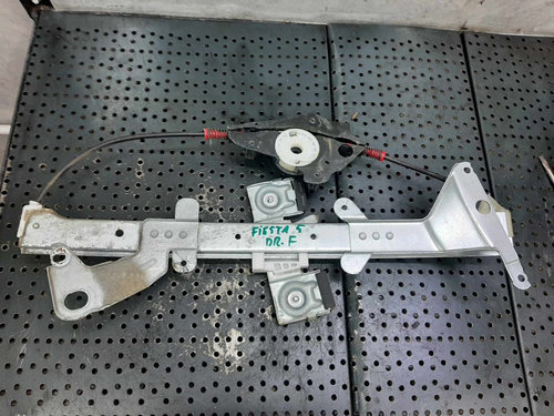 Macara usa dreapta fata ford fiesta 5