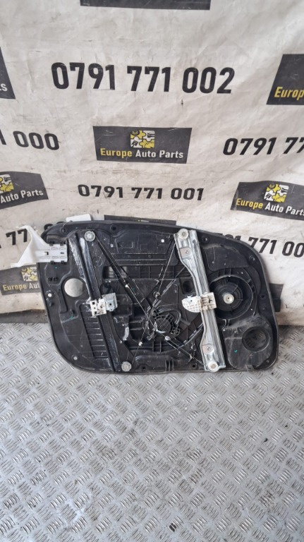 Macara usa dreapta fata Hyundai I30 an 2