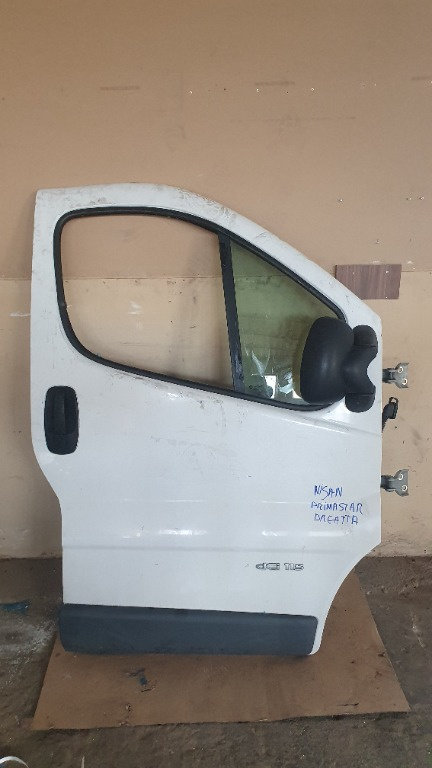 Macara usa dreapta fata Nissan Primastar 2.0 dCi an de fabricatie 2013
