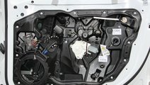 Macara usa dreapta fata VW Touareg 7P model 2014