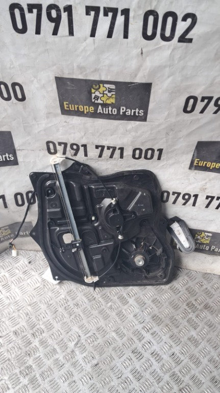 Macara usa dreapta spate Mazda 6 an 2010