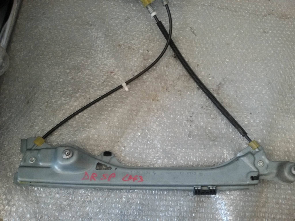 Macara usa dreapta spate renault laguna 3 827000001r