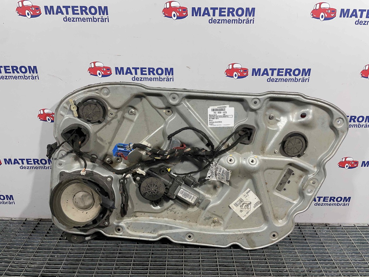 MACARA USA FATA DREAPTA ALFA ROMEO 159 159 - - (2005 2011)