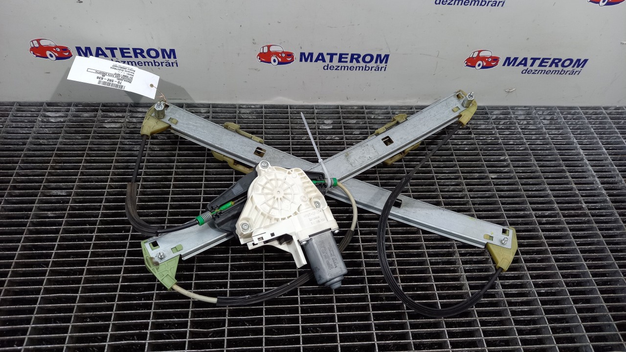 MACARA USA FATA DREAPTA AUDI Q5 - - (200